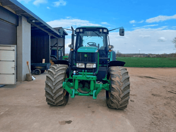 Трактор John Deere 6920 (2002)