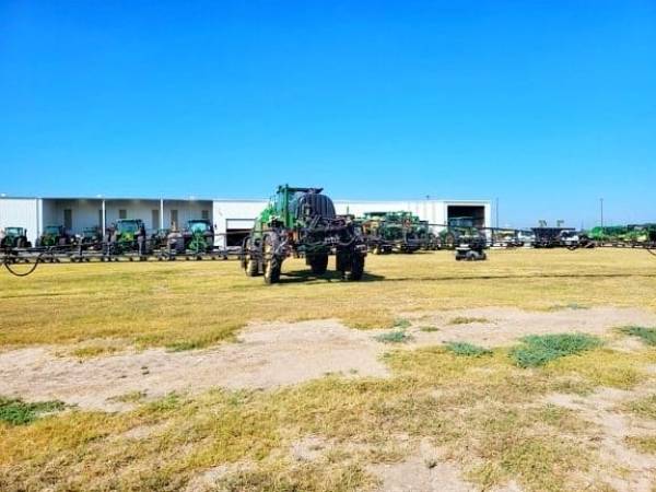 Самоходный опрыскиватель John Deere 4730 (2012)