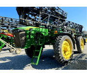 Самохідний обприскувач John Deere 4930