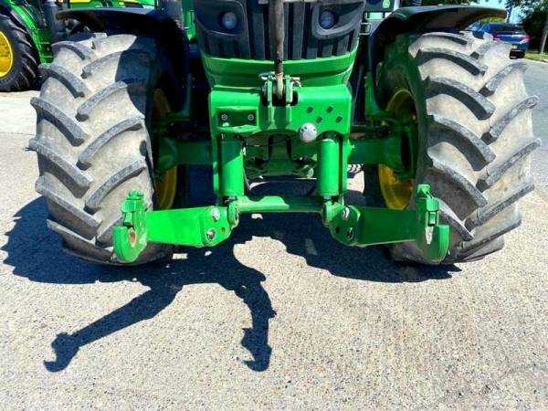 Трактор John Deere 6150M (2013)