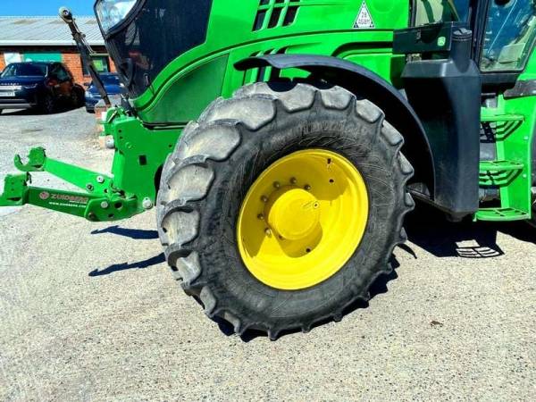 Трактор John Deere 6150M (2013)