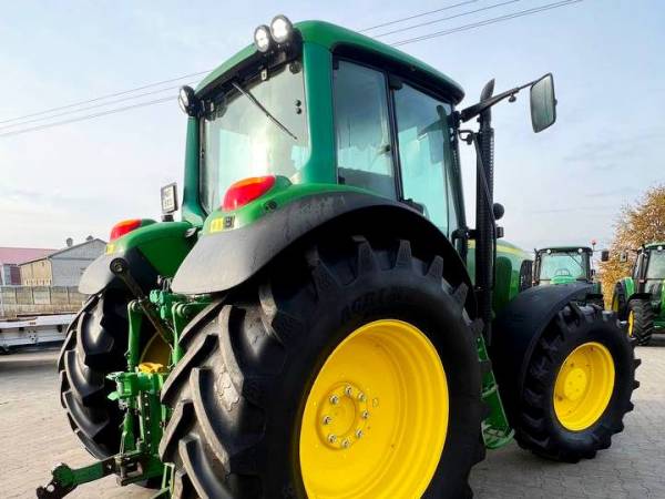 Трактор John Deere 6920 (2002)