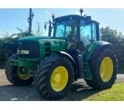 Трактор John Deere 6930