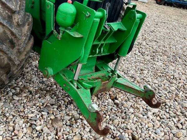Трактор John Deere 8210 (2001)