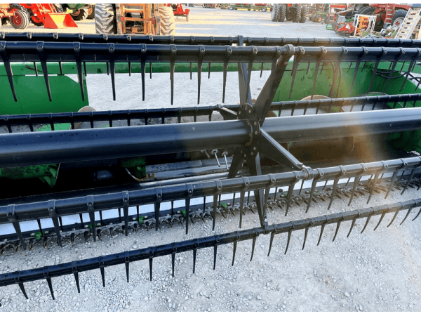 Жатка John Deere 915F