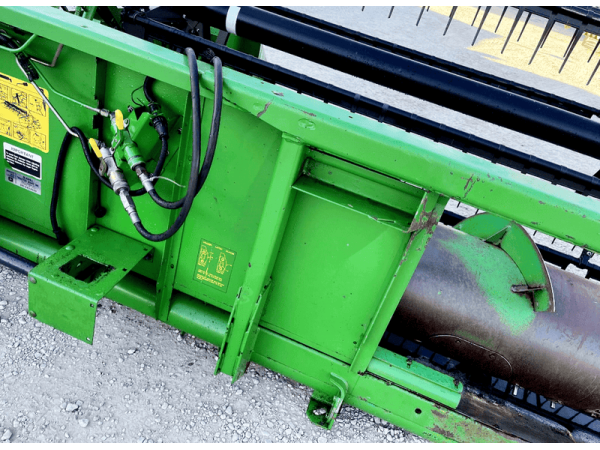 Жатка John Deere 915F