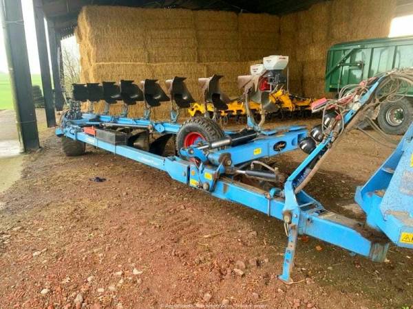 Плуг оборотный Lemken Diamant 11V 8 корпусов (2015)