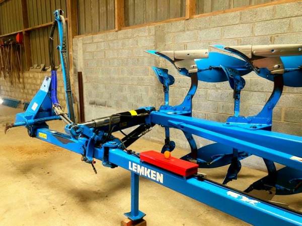Плуг оборотный Lemken EuroDiamant 8 7 корпусов (1998)