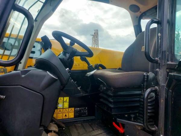 Погрузчик JCB 550-80 (2019)