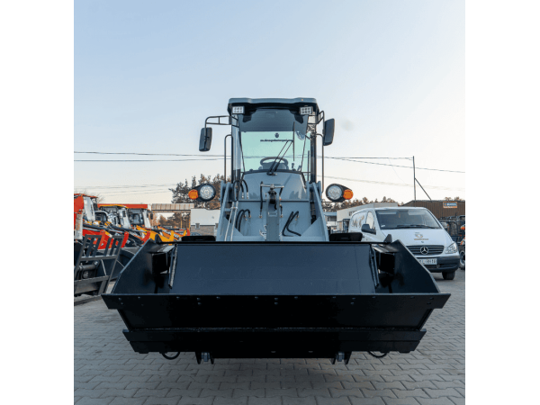 Телескопічний навантажувач Kingway 912 T (2024)