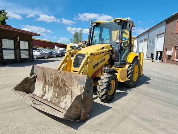 Экскаватор-погрузчик Komatsu WB93S-5E0 (2008)
