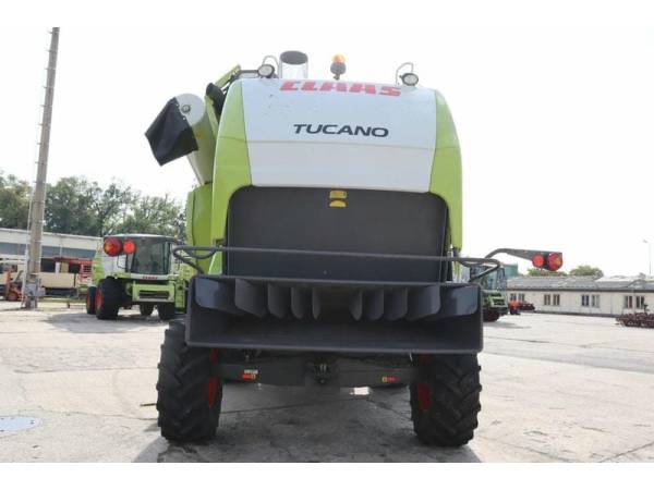 Комбайн Claas Tucano 440 (2013)