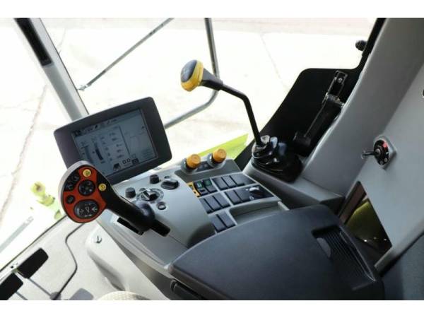 Комбайн Claas Tucano 440 (2013)