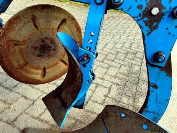 Плуг оборотный Lemken VariOpal 8 6 корпусов (2006)