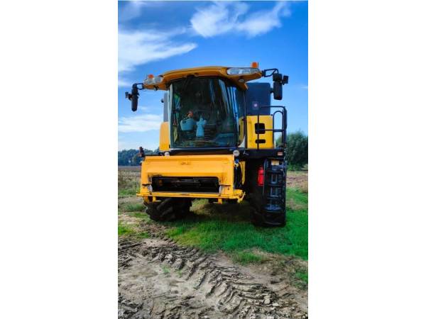 Комбайн New Holland CX 860 (2003)