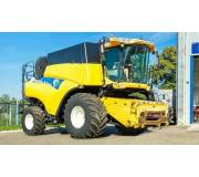 Комбайн New Holland CR 9060