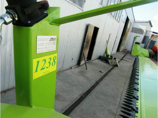 Ріпаковий стіл Claas 9,0 метрів (2010)