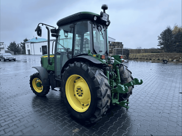 Трактор John Deere 5615F (2006)