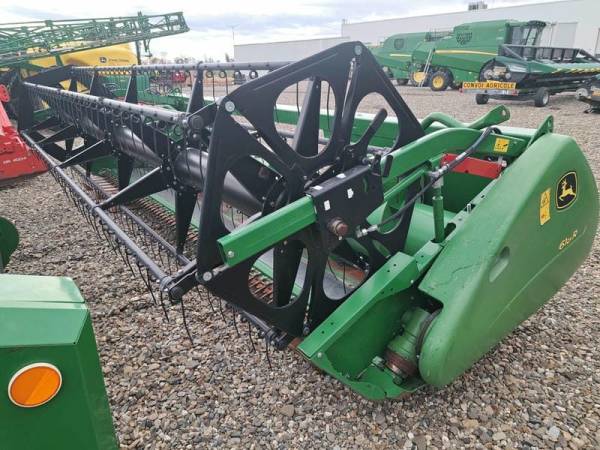 Комбайн John Deere W 440 (2019)