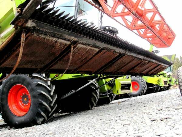 Жатка зернова Claas C900 (2002)