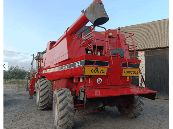 Комбайн Case IH 2388 (2004)