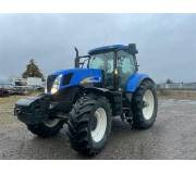 Трактор New Holland T7060