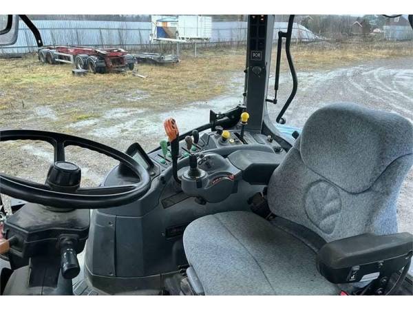 Трактор New Holland T7060 (2008)