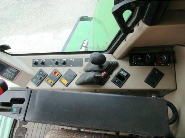 Комбайн John Deere 2264 (2000)