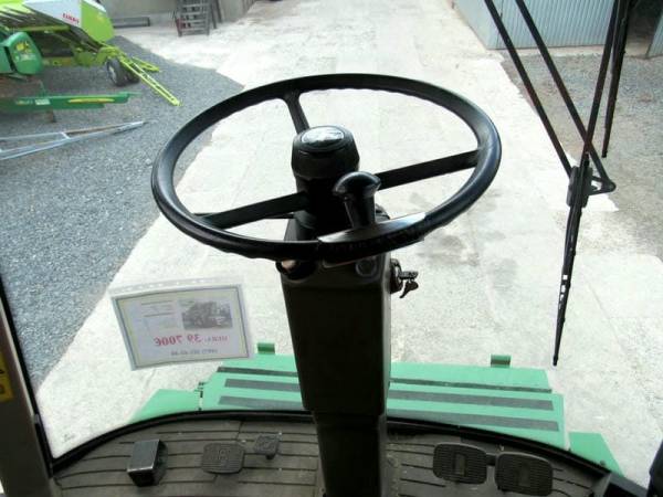 Комбайн John Deere 2264 (2000)