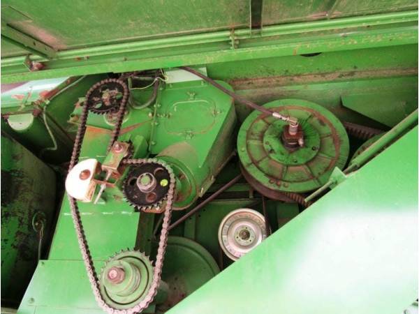 Комбайн John Deere 2264 (2000)