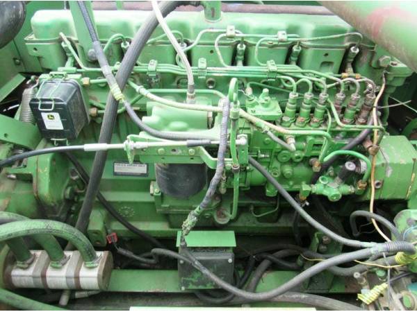 Комбайн John Deere 2264 (2000)