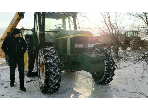 Трактор John Deere 6610 (1999)
