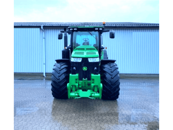 Трактор John Deere 8335 R (2014)