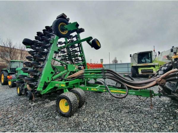 Сівалка пневматична John Deere 1890 (2013)