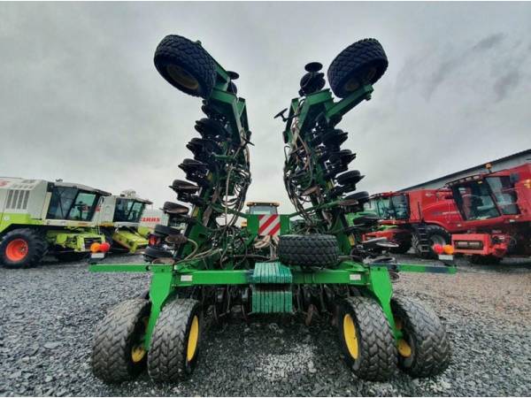 Сівалка пневматична John Deere 1890 (2013)