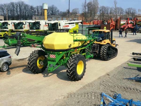 Сівалка пневматична John Deere 1890 (2013)