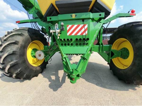 Сівалка пневматична John Deere 1890 (2013)