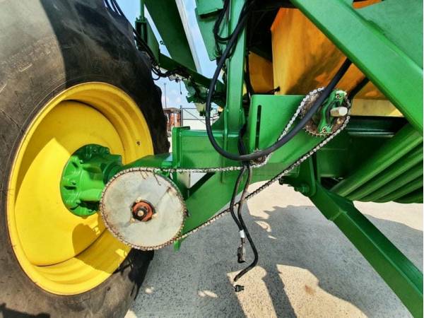 Сівалка пневматична John Deere 1890 (2013)