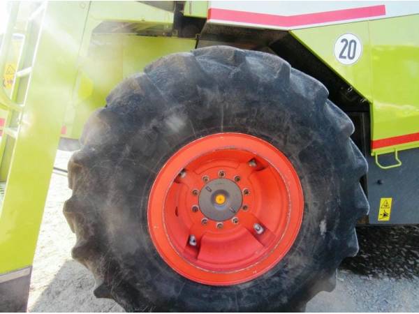 Комбайн Claas Lexion 480 (2000)