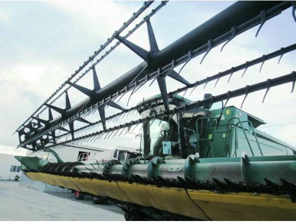 Жатка John Deere 930F (2003)