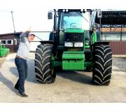 Трактор John Deere 6920