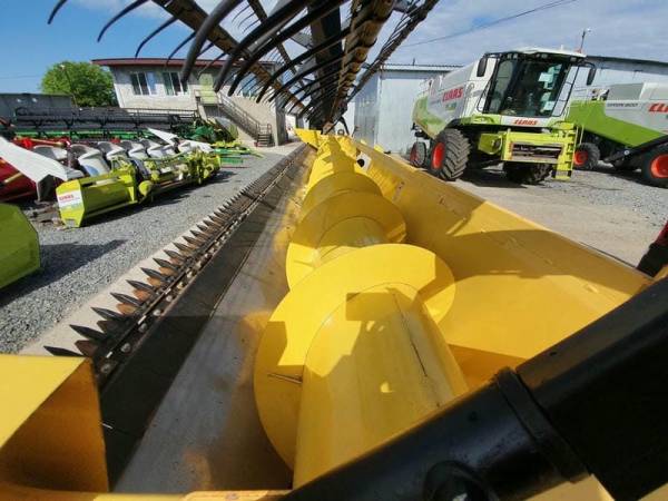 Жатка зернова New Holland 74C