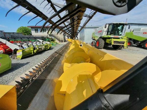 Жатка зернова New Holland 74C