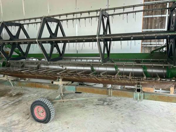 Комбайн John Deere 1177 (1990)