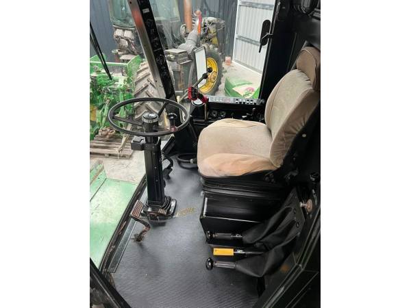 Комбайн John Deere 1177 (1990)