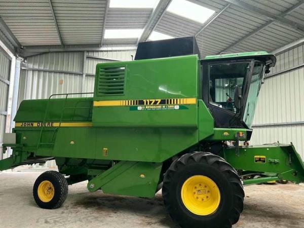 Комбайн John Deere 1177 (1990)