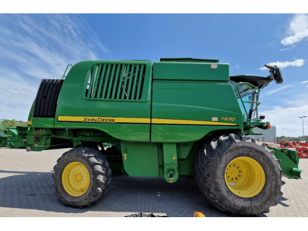 Комбайн John Deere T 670 (2013)