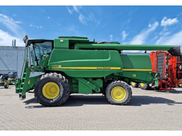 Комбайн John Deere T 670 (2013)