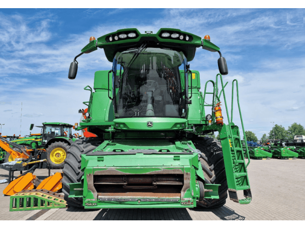 Комбайн John Deere T 670 (2013)