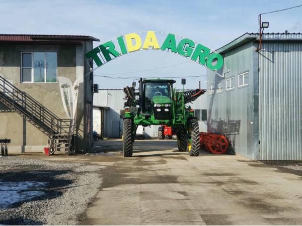 Самохідний обприскувач John Deere 4730 (2012)